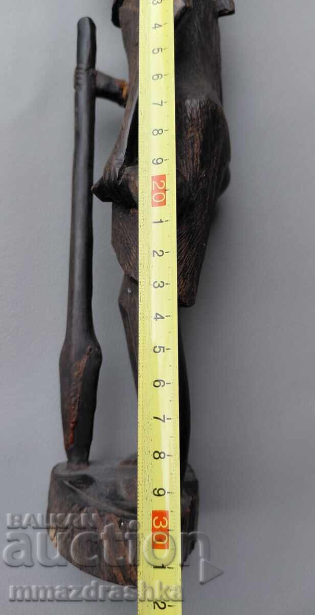 Παράδοση Αφρικανικό ξυλόγλυπτο αγαλματίδιο