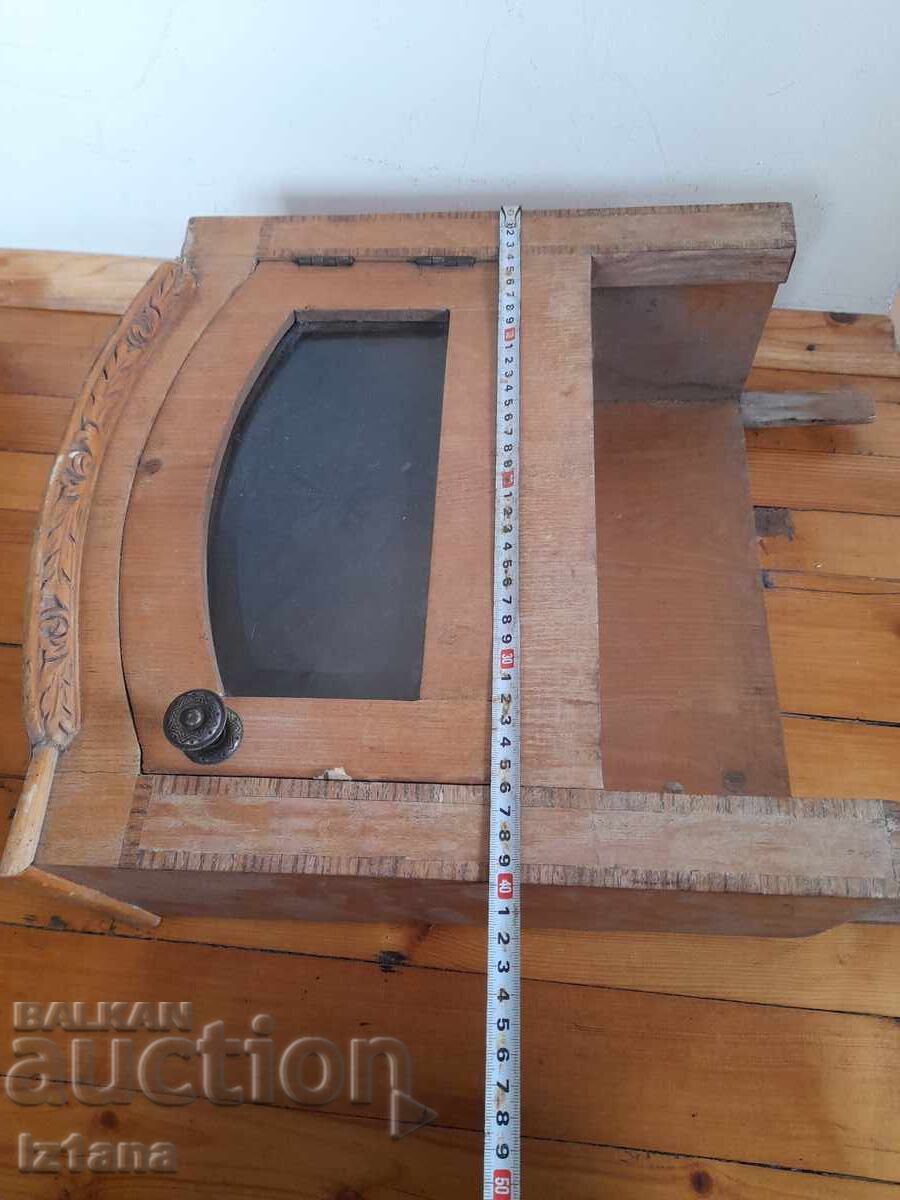 Παράδοση Σταρ Ξύλινη ντουλάπα, ράφι