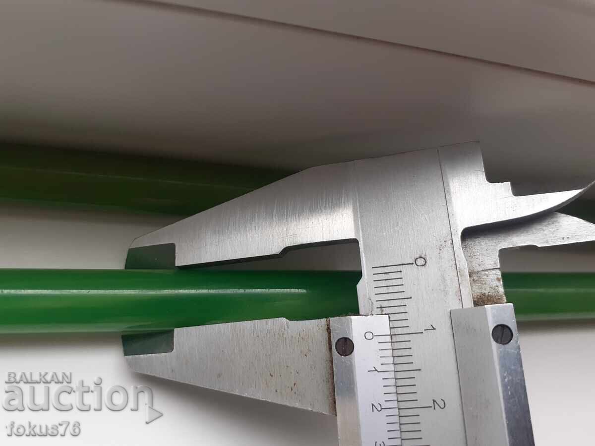 Доставка на Пръчки каталин бакелит зелени с дамари броеница Доставка на Пръчки каталин бакелит зелени с дамари броеница