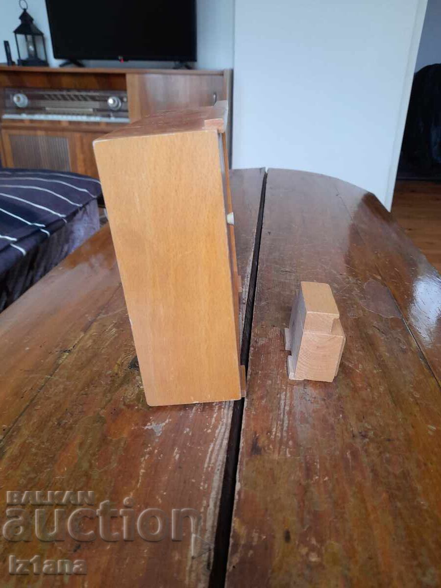 Vechi dulap pentru jucării pentru copii cu preț € 32.00 | 62.59 BGN