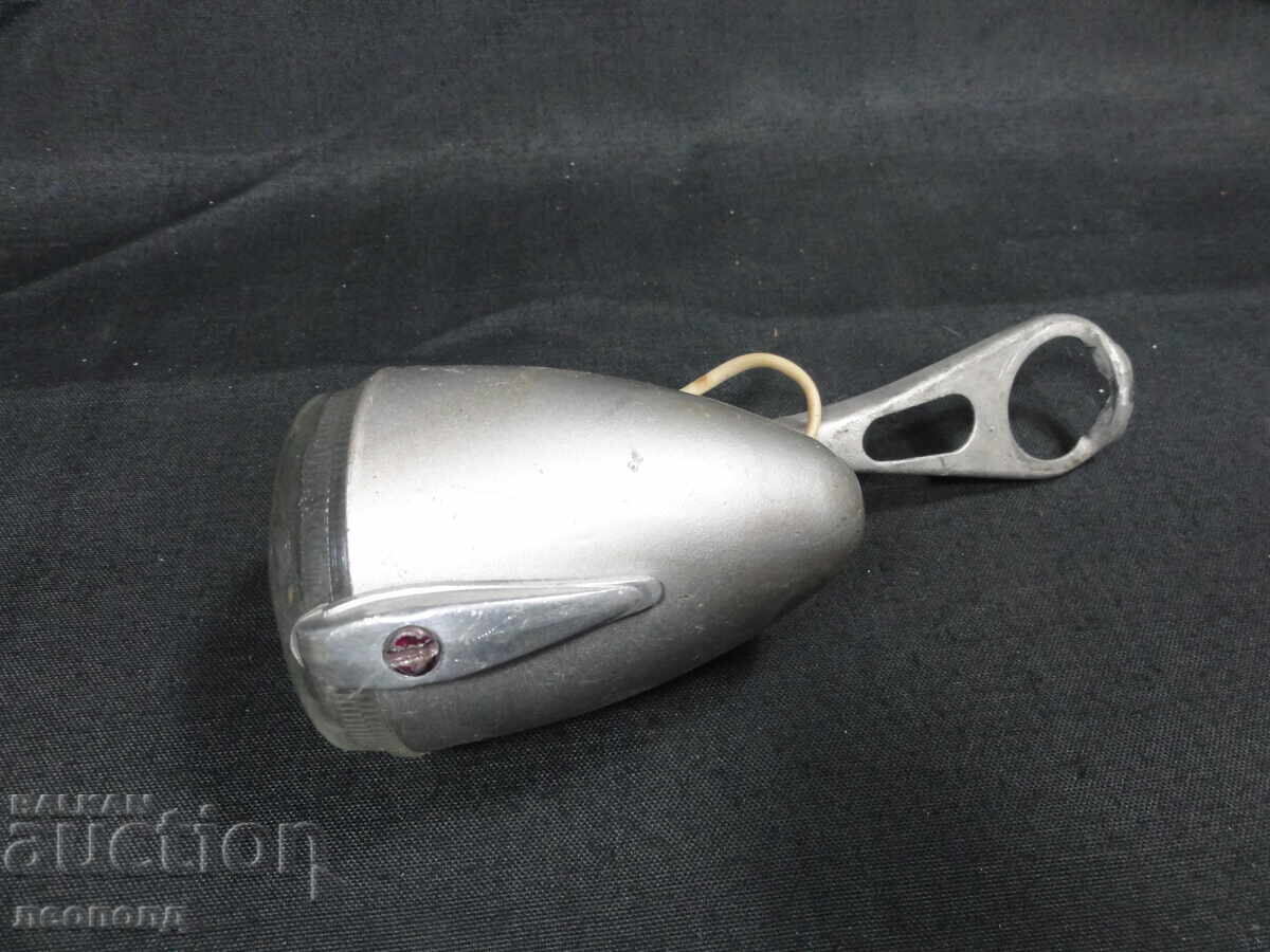 Far retro vechi pentru bicicletă cu preț € 20.00 | 39.12 BGN