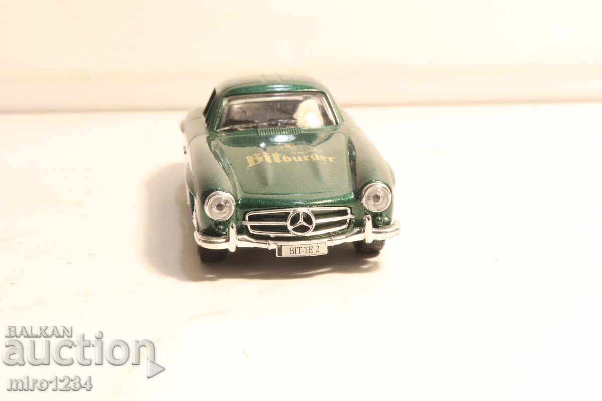 Δημοπρασία 1/43 GRELL MERCEDES BENZ SL ΚΟΥΚΛΑ ΤΟΙΧΟΓΡΑΦΙΑΣ ΜΟΝΤΕΛΟ
