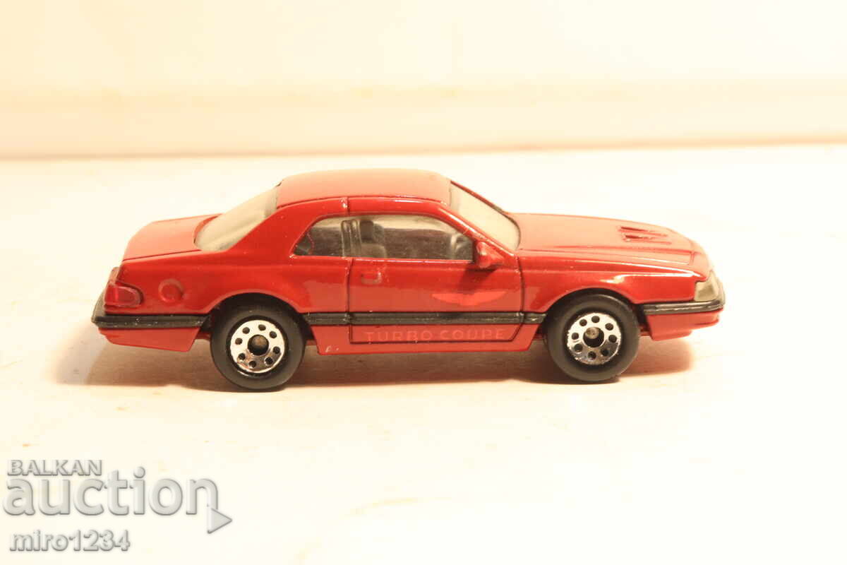 Livrarea 1/66 ?? MATCHBOX T-BIRD MAȘINUȚĂ MODEL