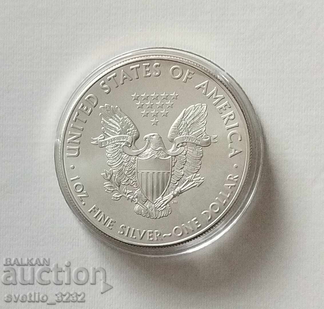 Argint 1 OZ 2016 American Eagle cu preț € 135.00 | 264.04 BGN