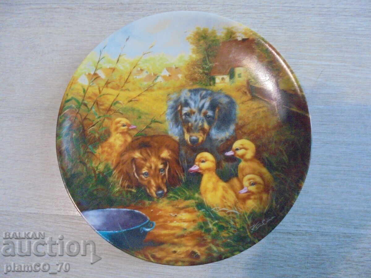 Licitație №*8541 Colecționar farfurie decorativă din porțelan Licitație №*8541 Colecționar farfurie decorativă din porțelan