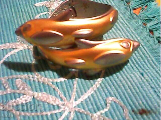 Παλιά μεταλλικά βραχιόλια, επιχρυσωμένα με τιμή € 9.00 | 17.60 BGN