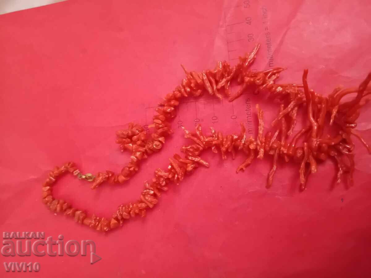 Antique coral necklace with price € 40.00 | 78.23 BGN Antique coral necklace with price € 40.00 | 78.23 BGN