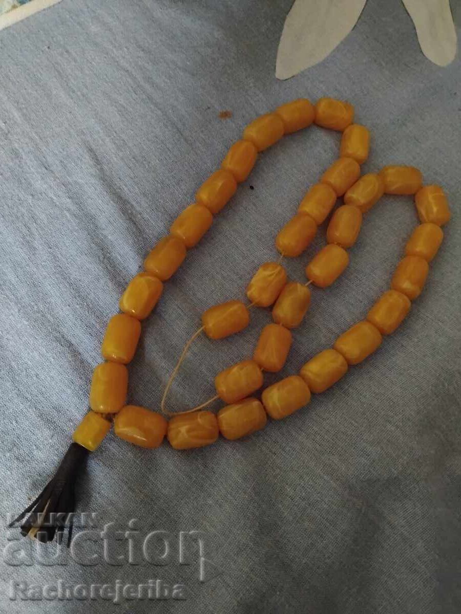 Кехлибарена броеница 33,5 звена с цена € 550.00 | 1075.71 лв.