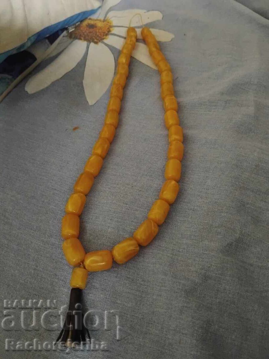 Доставка на Кехлибарена броеница 33,5 звена