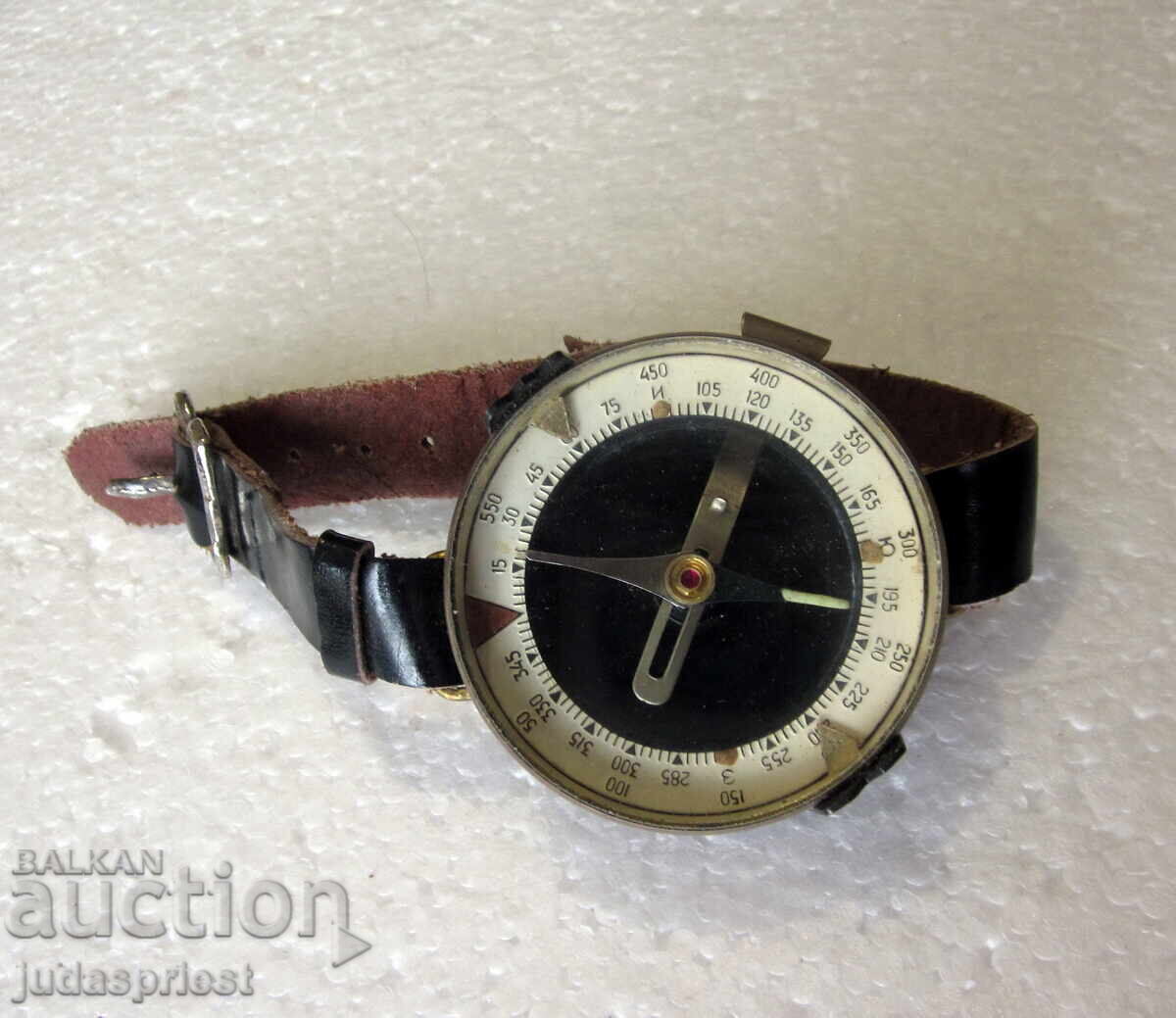 Παράδοση Παλιός Βουλγαρικός στρατιωτικός χειροκίνητος πυξίδα από την κομμουνιστική εποχή