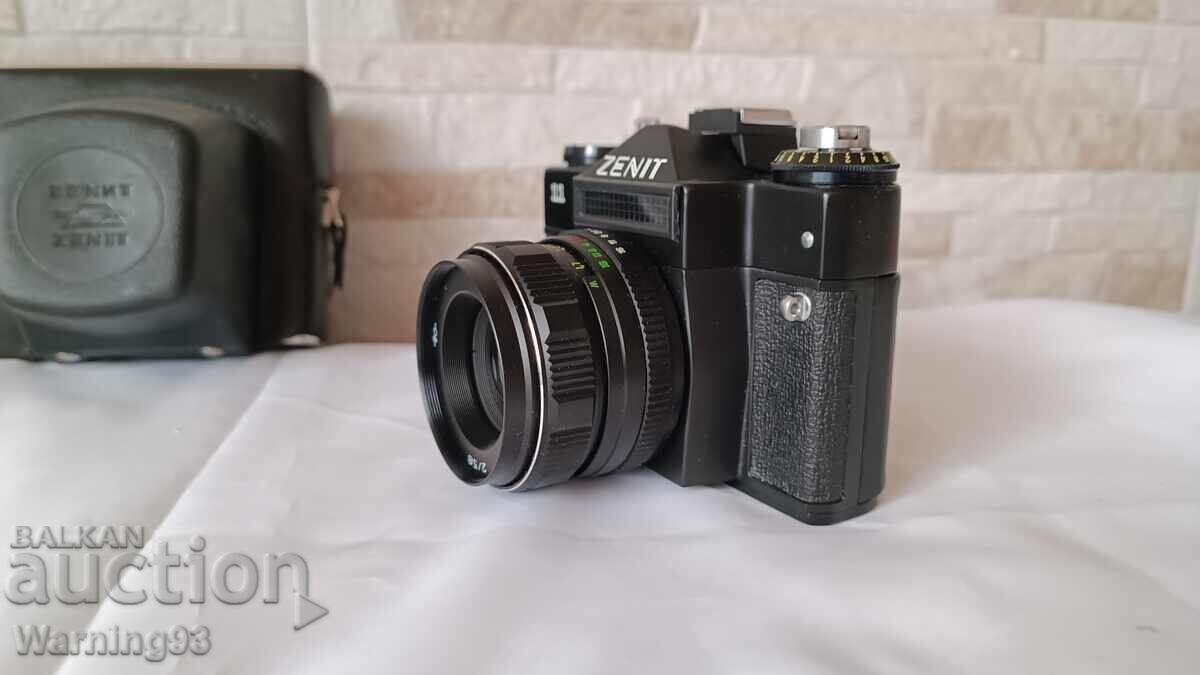 Доставка на Стар механичен фотоапарат Zenit 11 - 1980"г.
