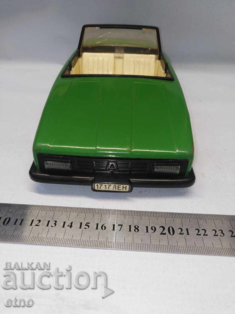 URSS JUCĂRIE DE TINICHIGIU PENTRU PIESE, MAȘINĂ, AUTOMOBIL JUCĂRIE cu preț € 0.01 | 0.02 BGN