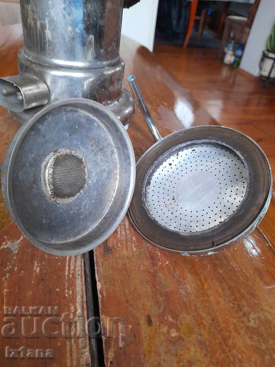 Veche cafetieră electrică - 6 Veche cafetieră electrică - 6