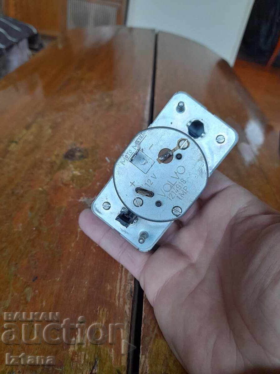 Доставка на Стар автомобилен часовник Volvo,Moto Meter