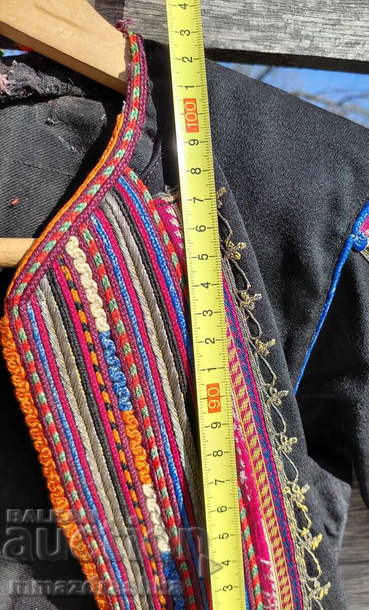 Folk costume, glider, NOTES - 6 Folk costume, glider, NOTES - 6