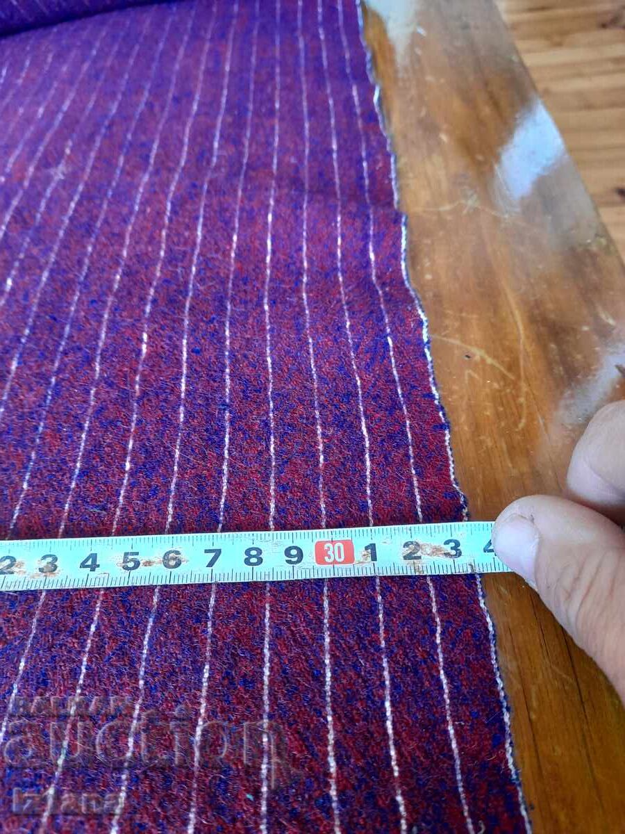 Livrarea Țesătură veche de lână, pânză