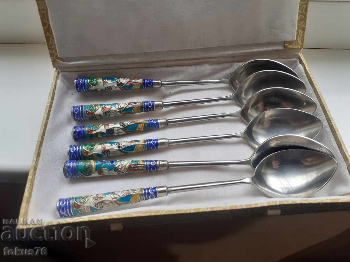 Σετ αντίκες κουταλάκια με κυψελωτό σμάλτο - κλοαζονέ Σετ αντίκες κουταλάκια με κυψελωτό σμάλτο - κλοαζονέ