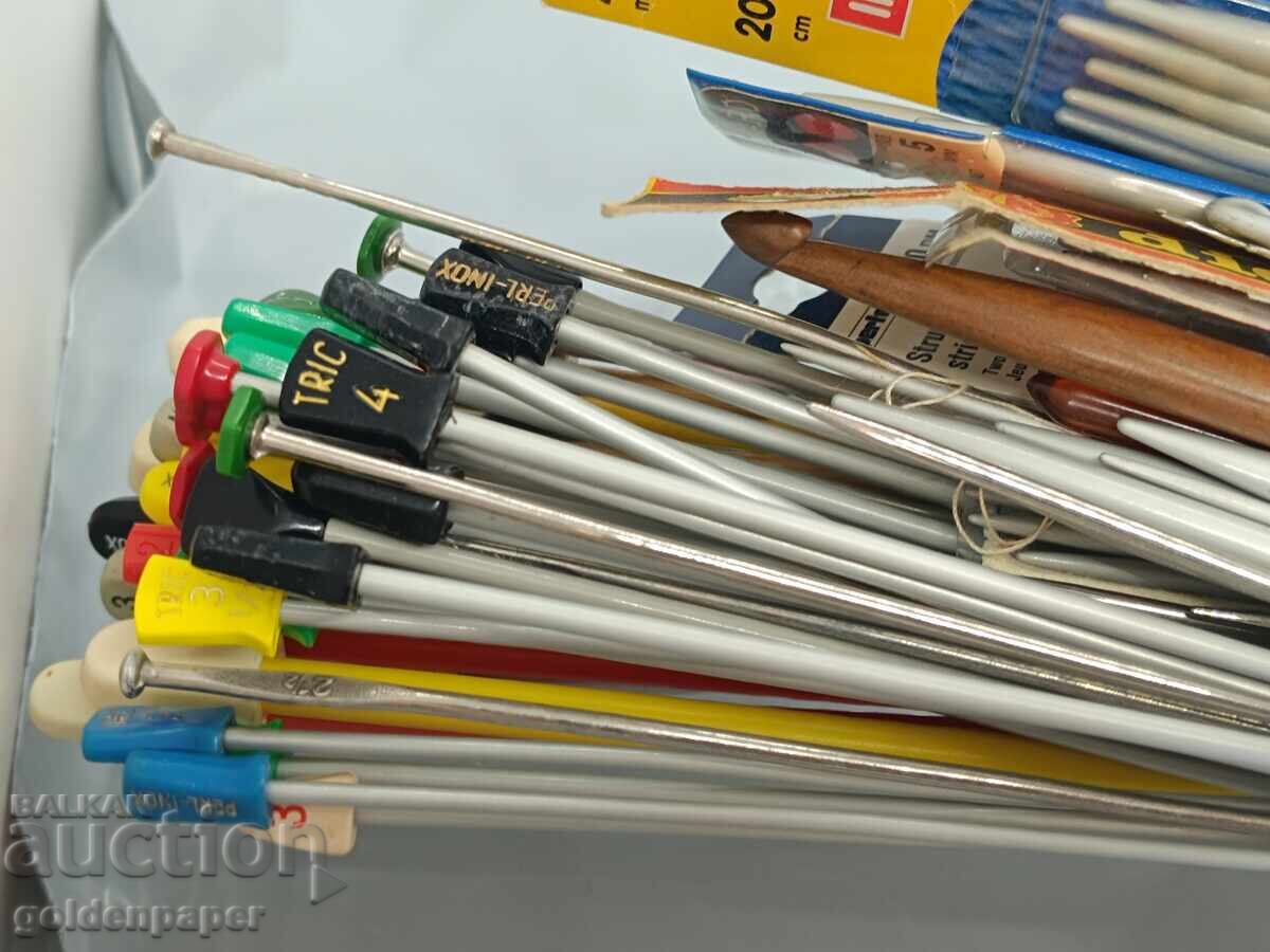Auction  Sale #1 Knitting hooks