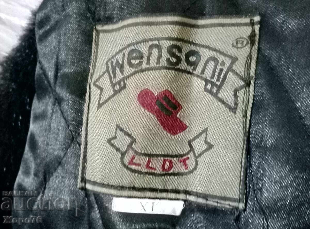 Δημοπρασία Παλτό από Τεχνητή Γούνα Νόρκας, Παλιό Όμορφο Δερμάτινο; ΣΩΟ!