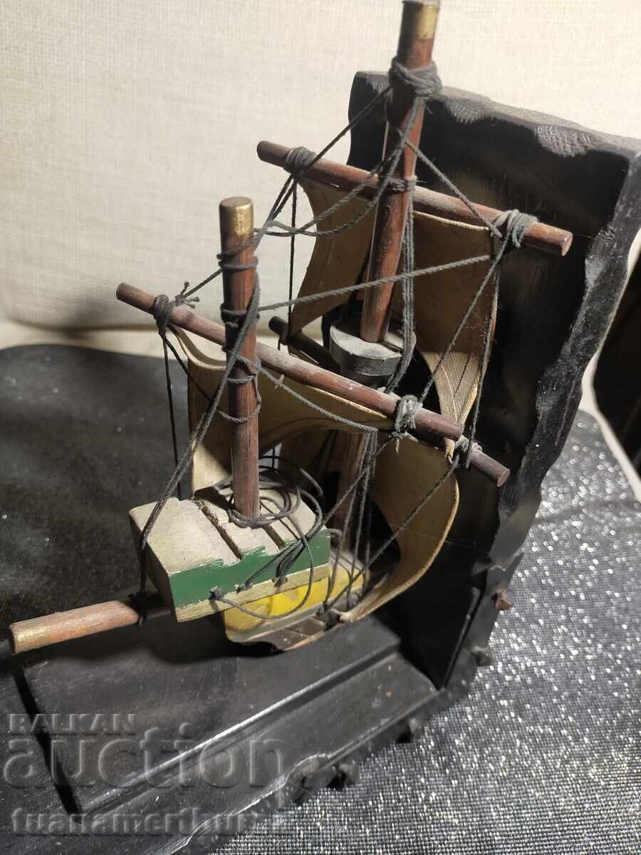 Auction  Wooden ship decoration