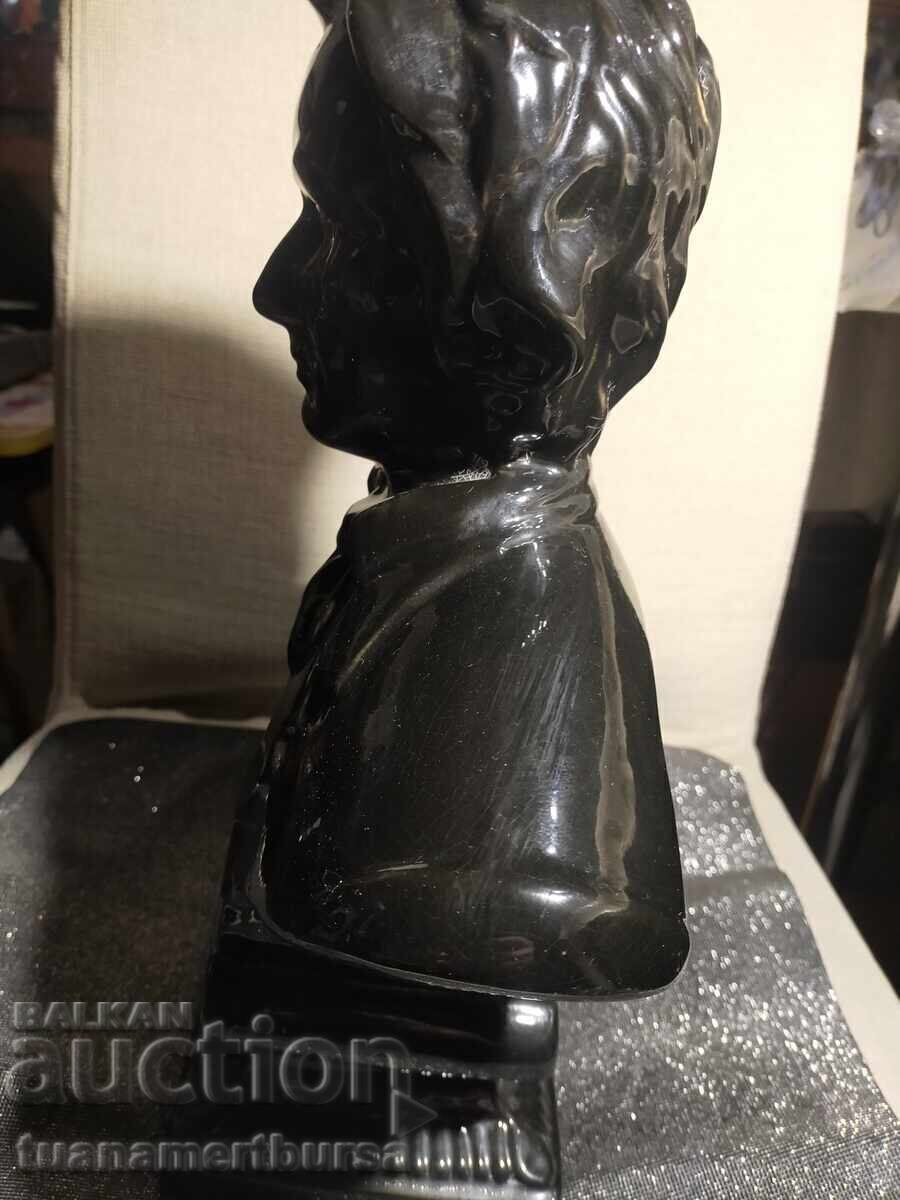 Προτομή του Μπετόβεν με τιμή € 30.00 | 58.67 BGN