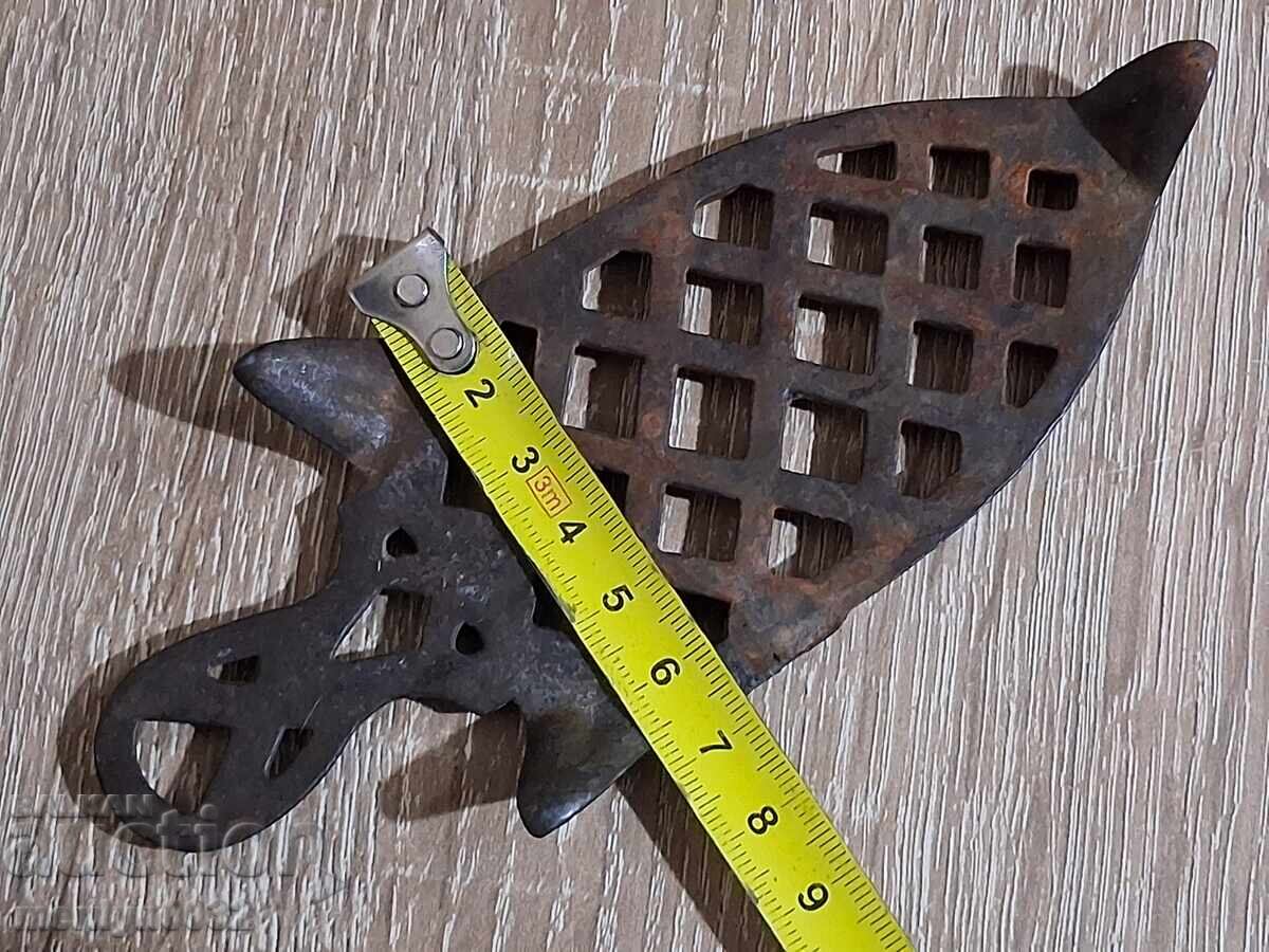 Στήριγμα σιδήρου, φιγούρα από χυτοσίδηρο, ΣΠΑΝΙΟ - 5