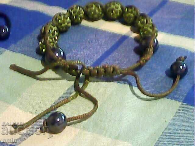 2бр красиви гривни тип шамбала с цена € 4.00 | 7.82 лв. 2бр красиви гривни тип шамбала с цена € 4.00 | 7.82 лв.