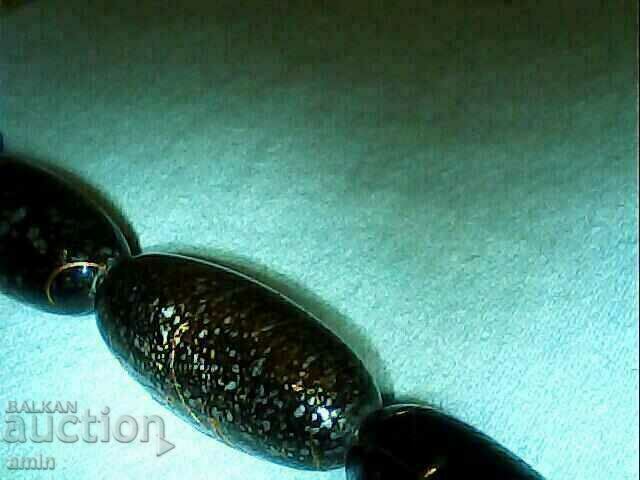 Livrarea un colier frumos din pietre naturale de tip tibetan