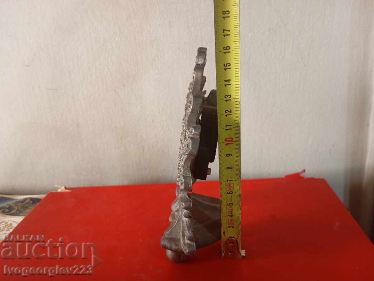 Винтидж настолен часовник с цена € 21.00 | 41.07 лв.