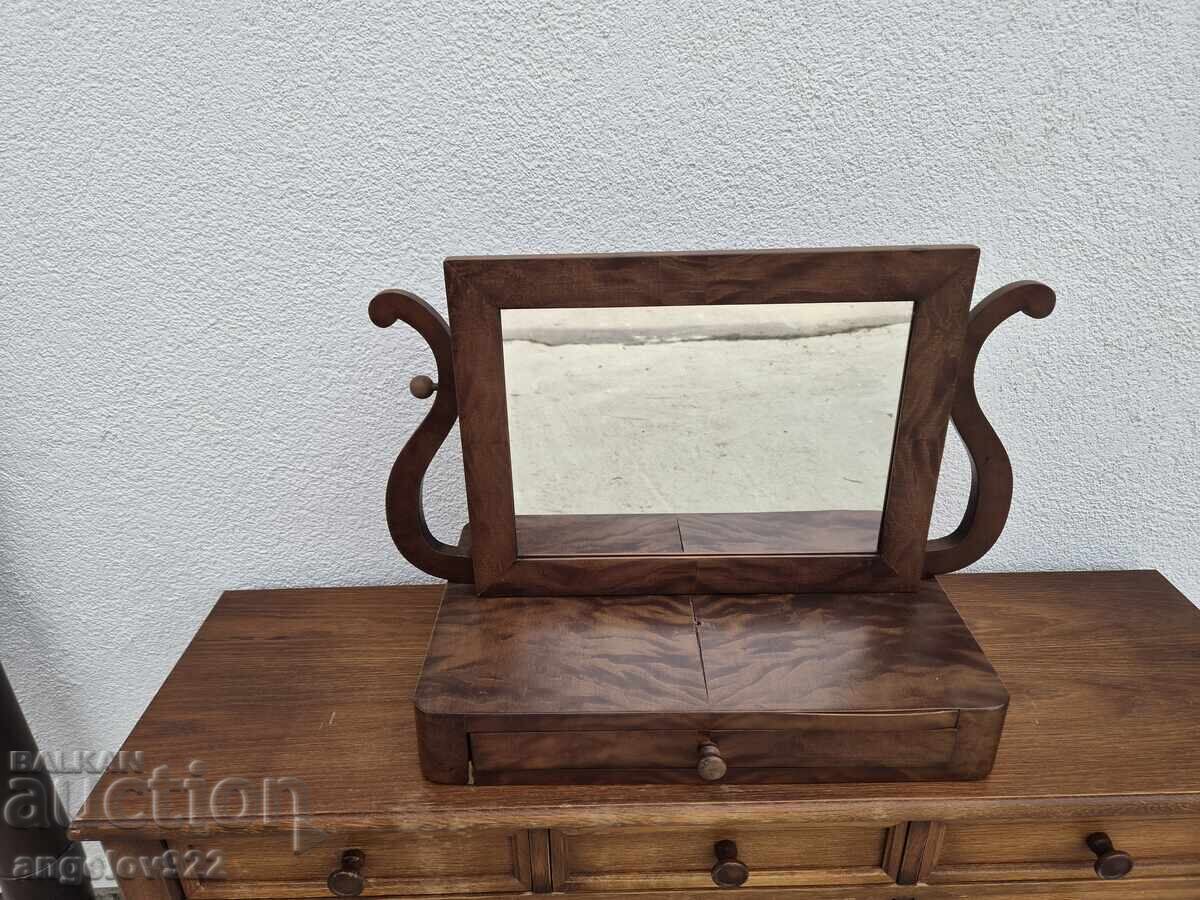 Vintage wooden dressing table!!! with price € 0.01 | 0.02 BGN