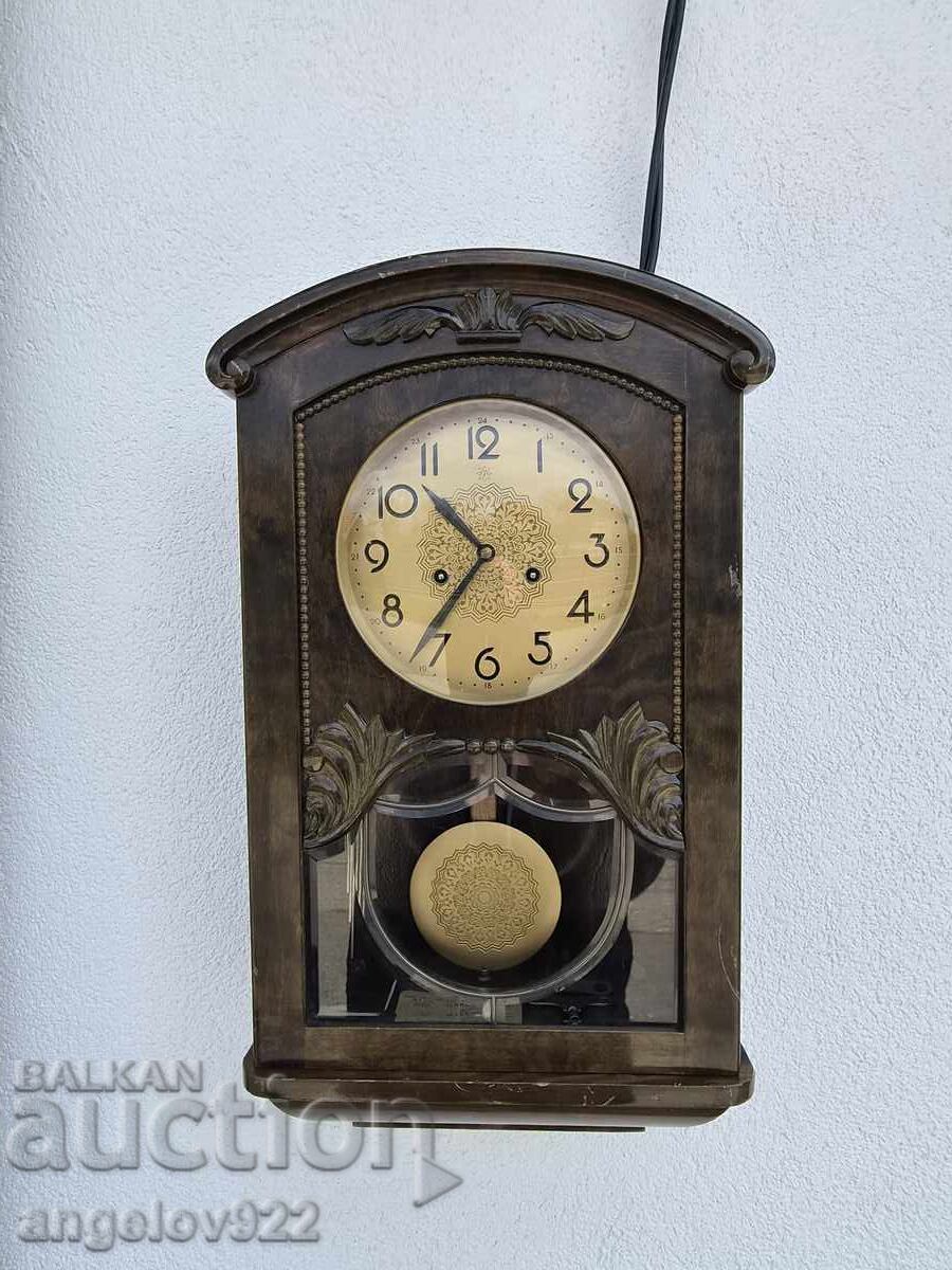 JUNGHANS Γερμανικό ρολόι τοίχου ΕΡΓΑΣΙΜΟ