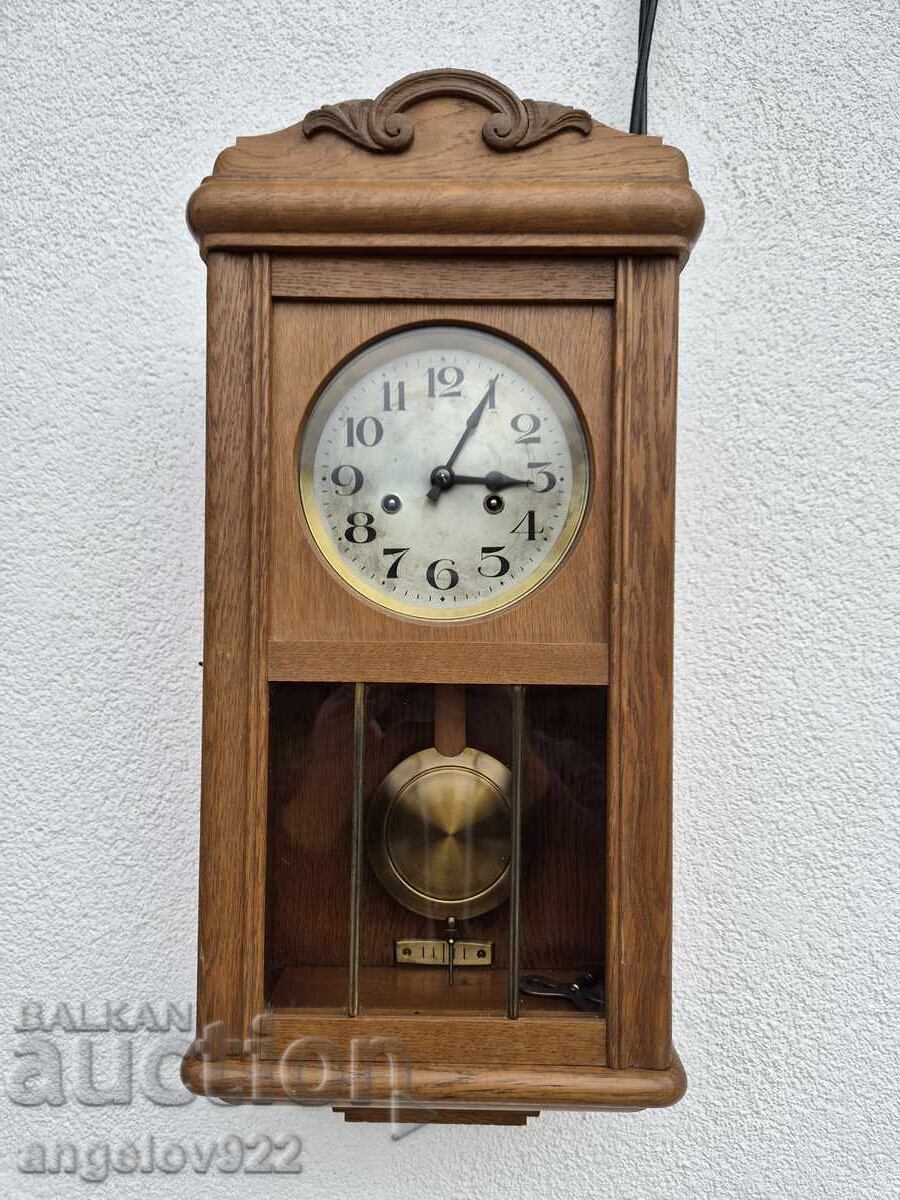 Γερμανικό ρολόι τοίχου Hamburg American ΛΕΙΤΟΥΡΓΙΚΟ με τιμή € 18.00 | 35.20 BGN