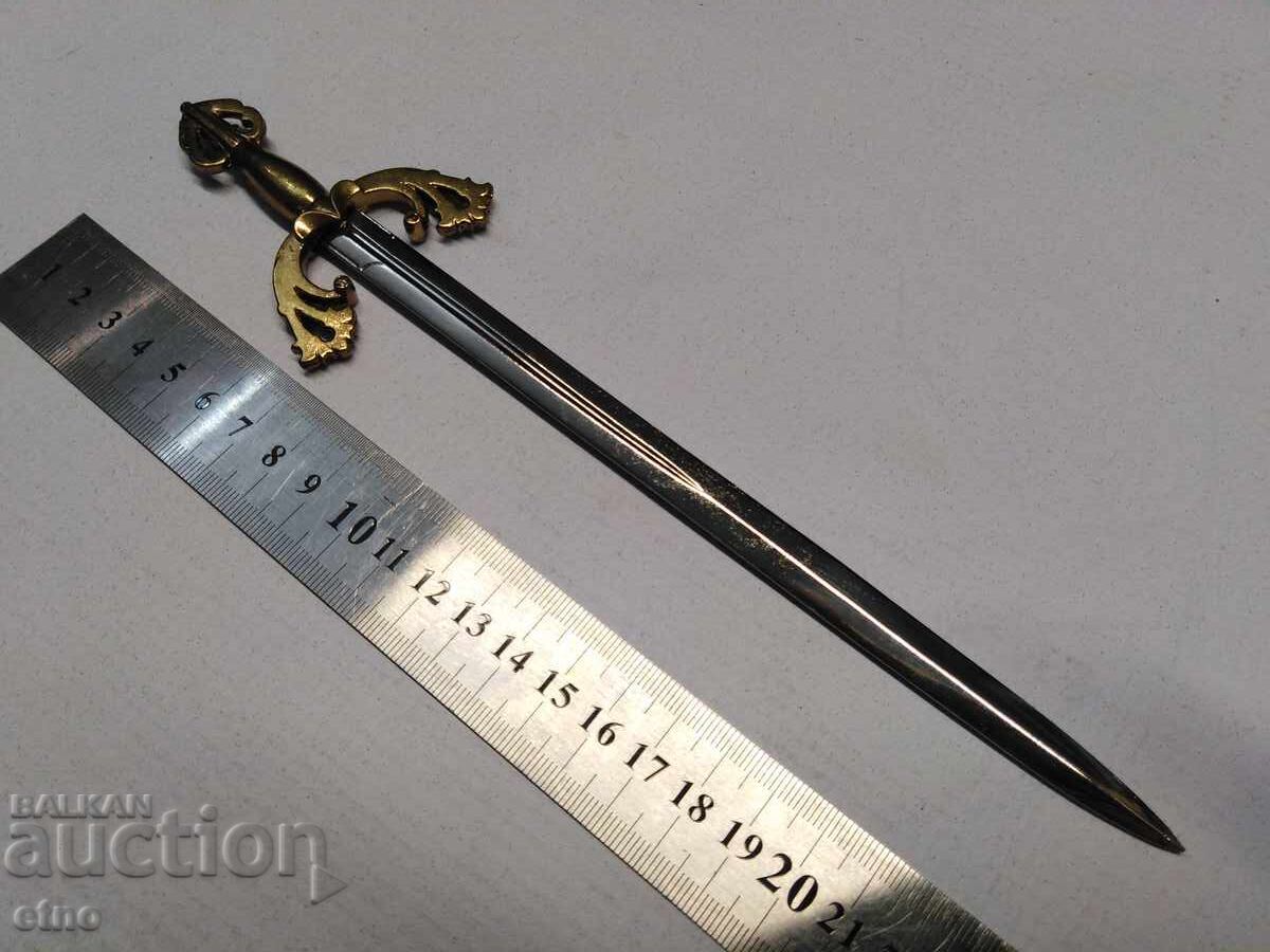 Аукцион СТАР НОЖ ЗА ПИСМА-РИЦАРСКИ МЕЧ