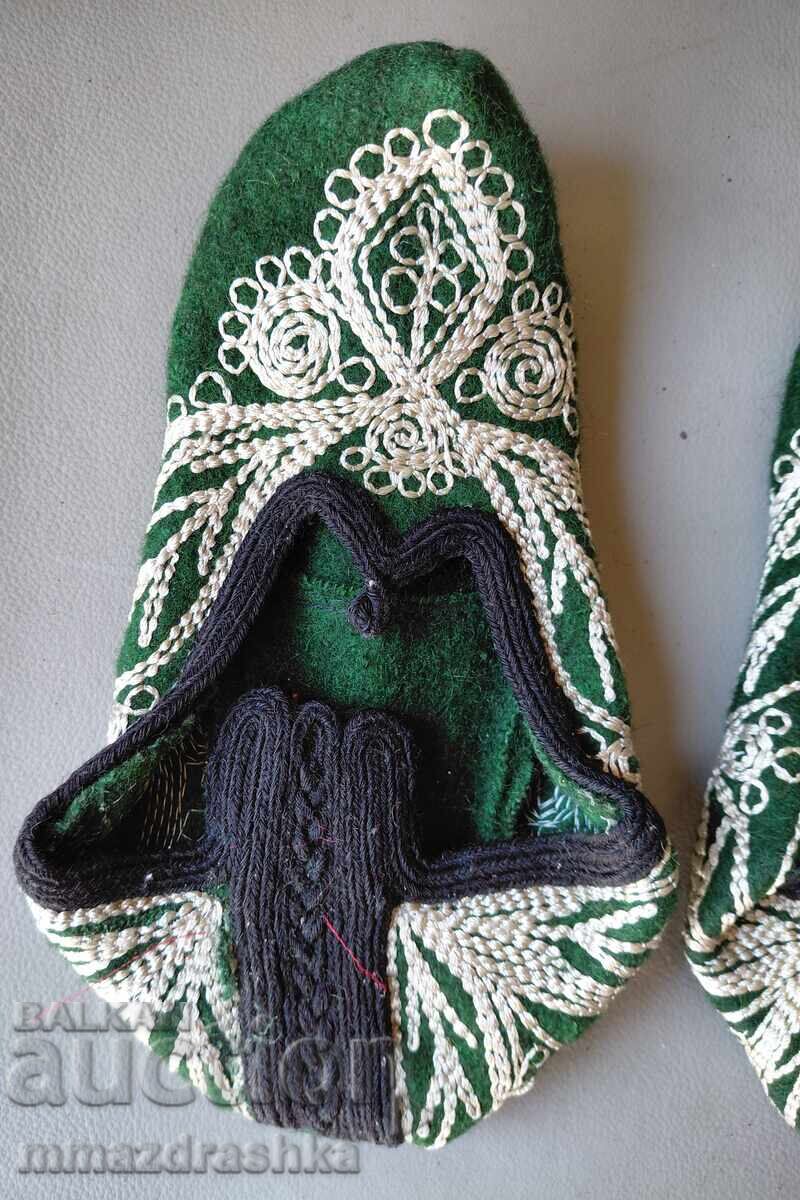 Rhodope embroidered slippers, new 4 with price € 0.01 | 0.02 BGN Rhodope embroidered slippers, new 4 with price € 0.01 | 0.02 BGN