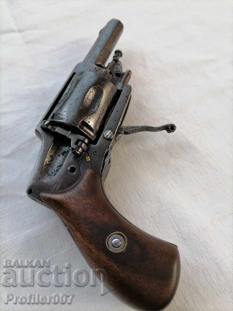 Револвер Велодог, пушка, пищов, БЗЦ - 6