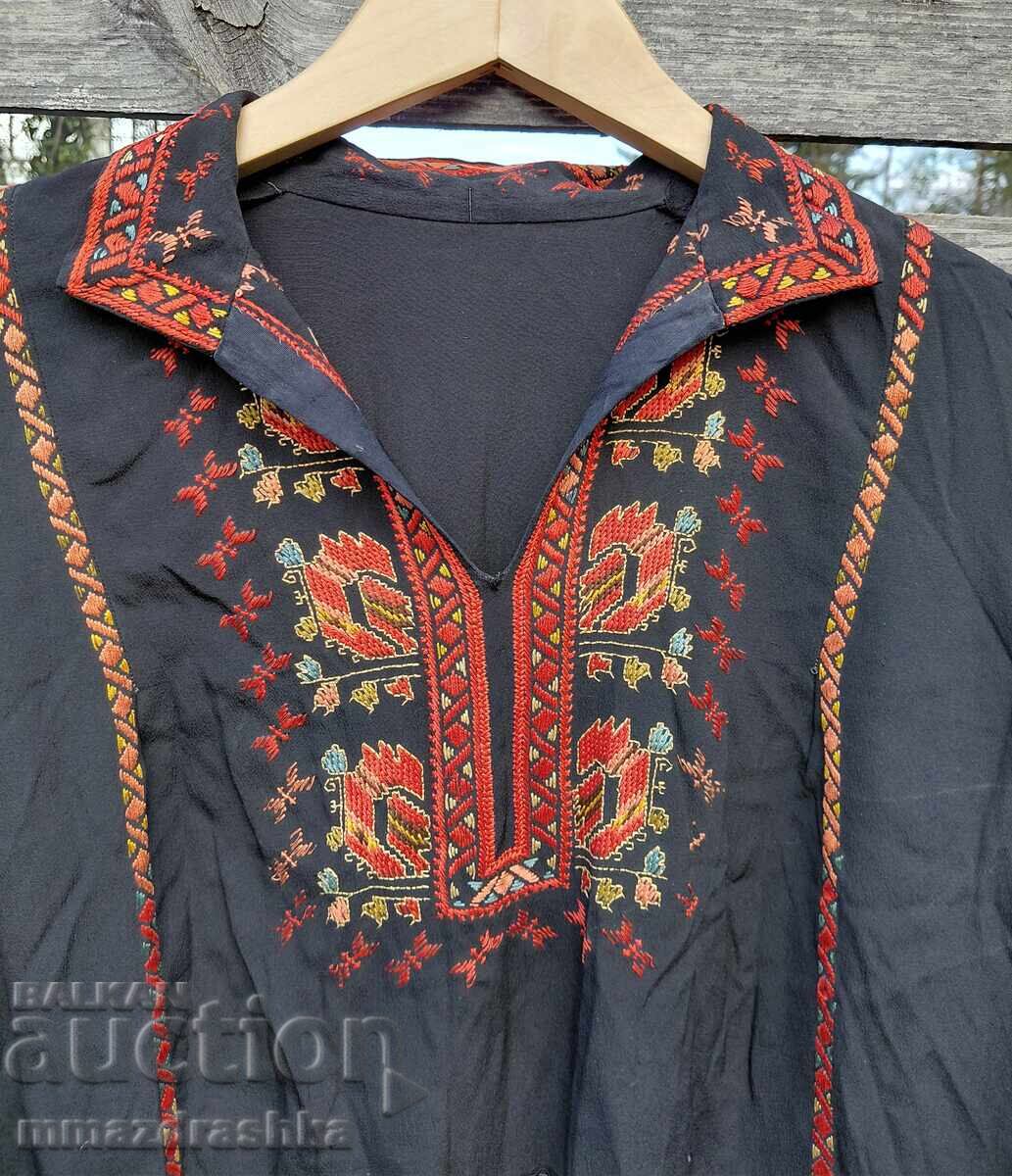 Εθνογραφική tunika, roklya, sukman broderiya με τιμή € 0.21 | 0.41 BGN