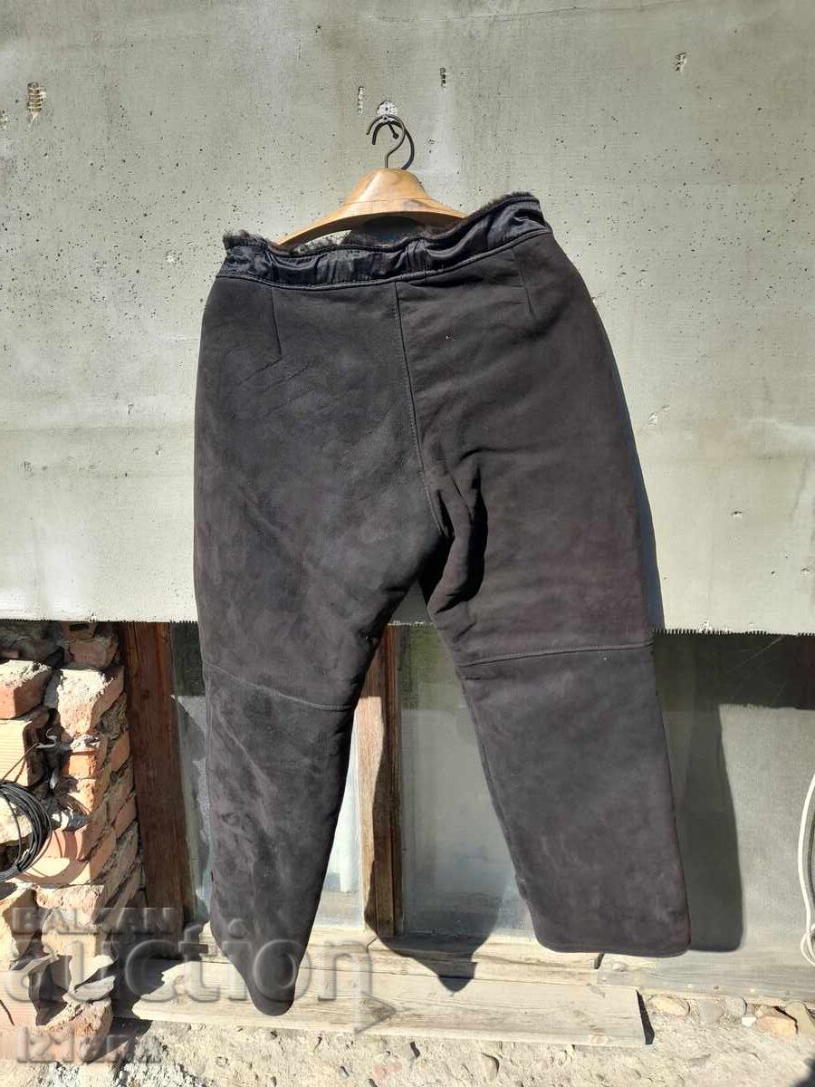 Livrarea Pantaloni vechi de poliție MVR