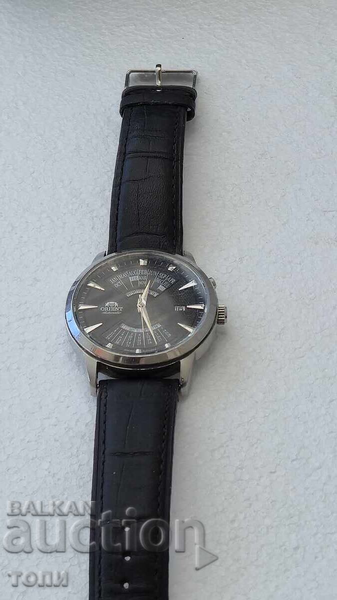 Livrarea ORIENT AUTOMATIC JAPAN CALENDAR ETERNE RAR FUNCȚIONEAZĂ FĂRĂ GARANȚIE
