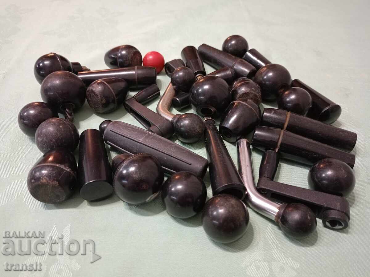 Bachelită, unelte cu preț € 4.20 | 8.21 BGN