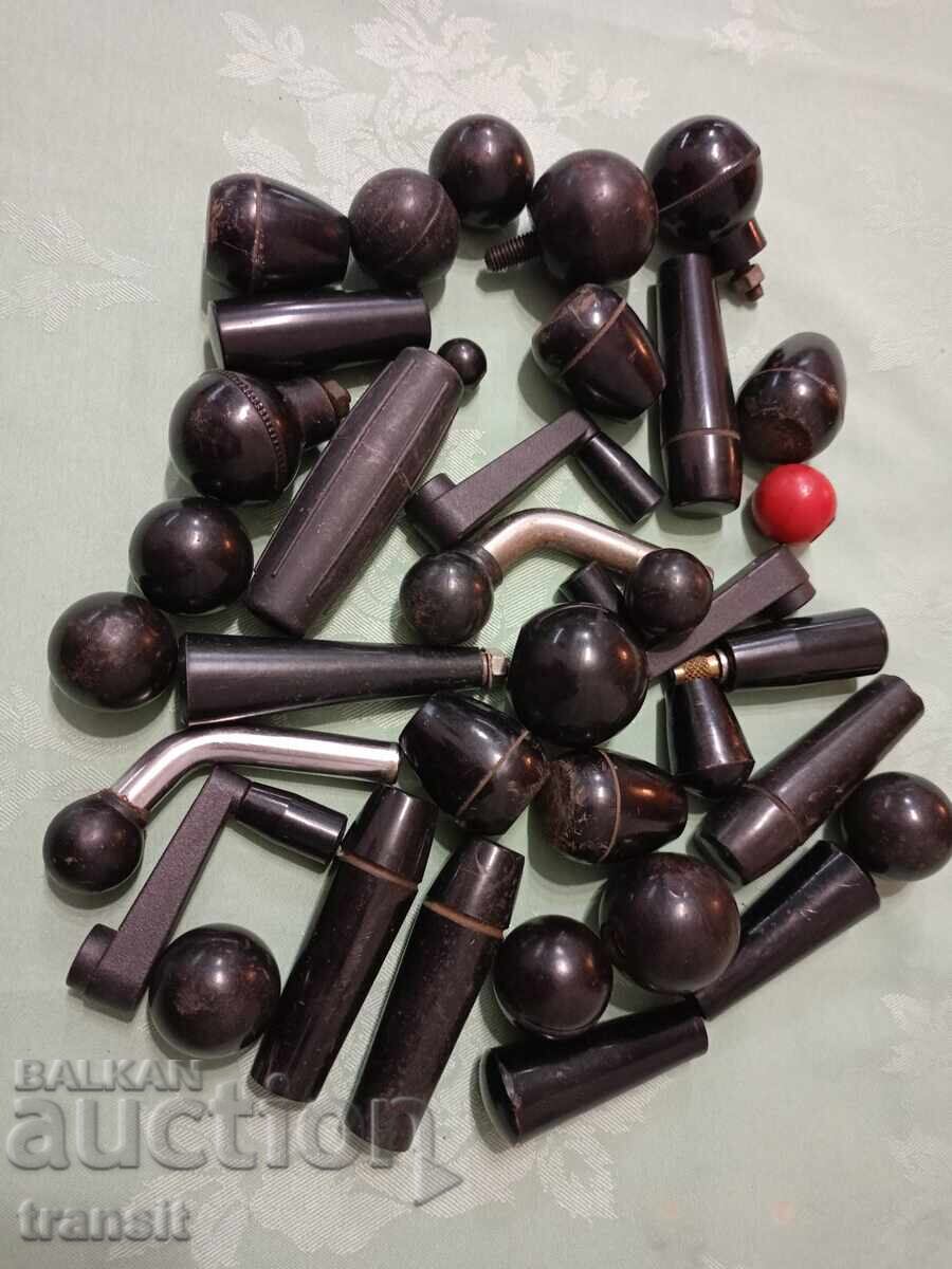 Licitație Bachelită, unelte