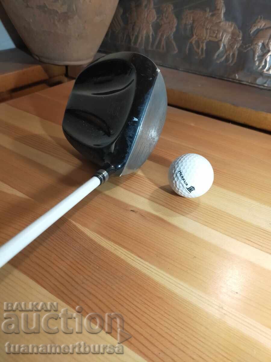 Băț de golf și minge cu preț € 15.00 | 29.34 BGN