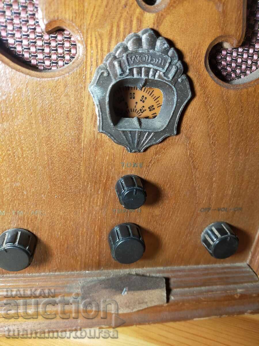 Licitație radio retro
