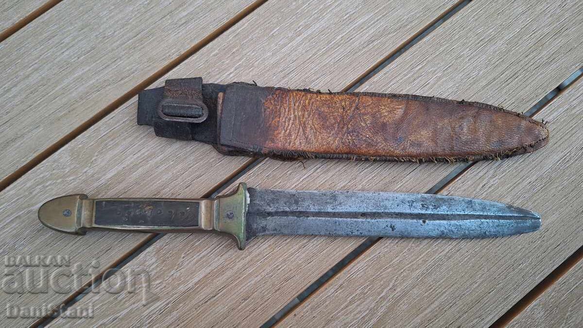 Bachelor's knife - Gabrovo with price € 48.00 | 93.88 BGN