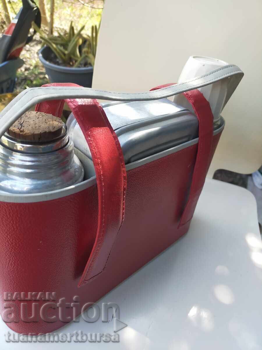 Аукцион ретро комплект за хранене