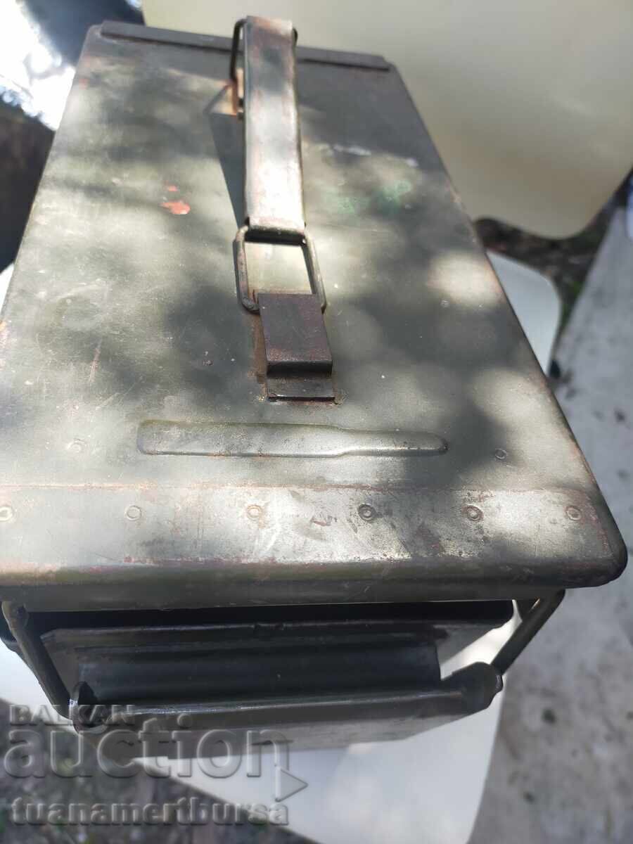 Cutie metalică militară - 5