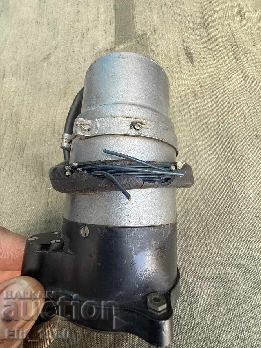 Delivery of Helicopter instrument flight direction