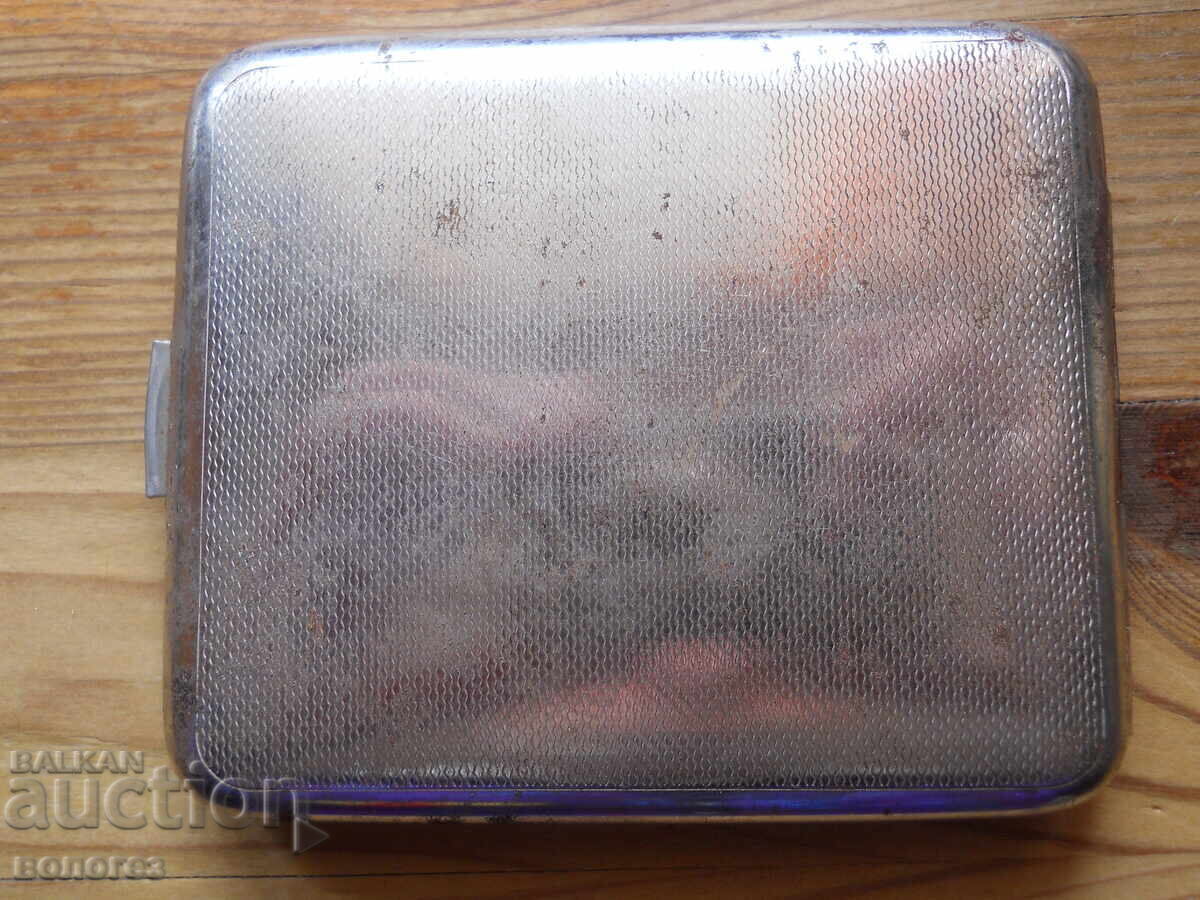 Veche tabacheră "Cehoslovacia" cu preț € 15.40 | 30.12 BGN