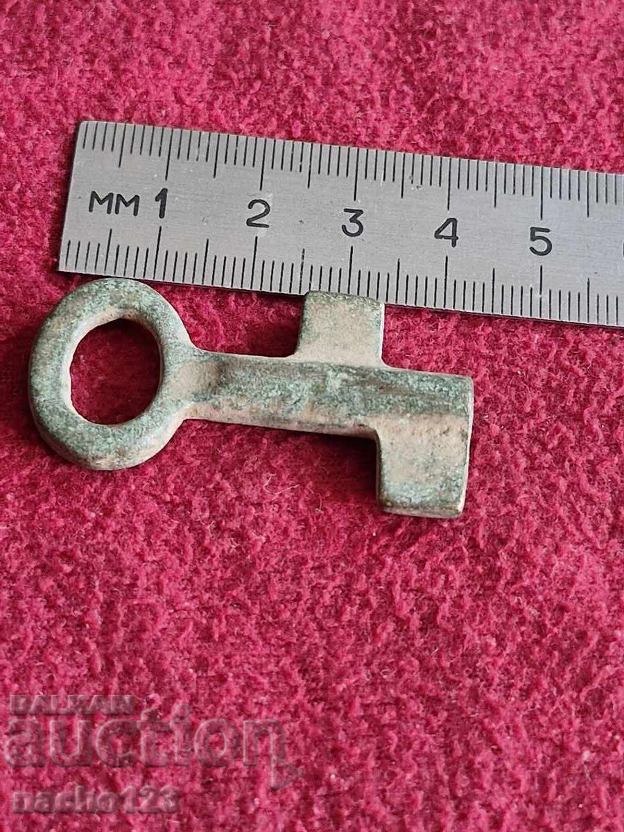 Cheie veche de bronz - 5