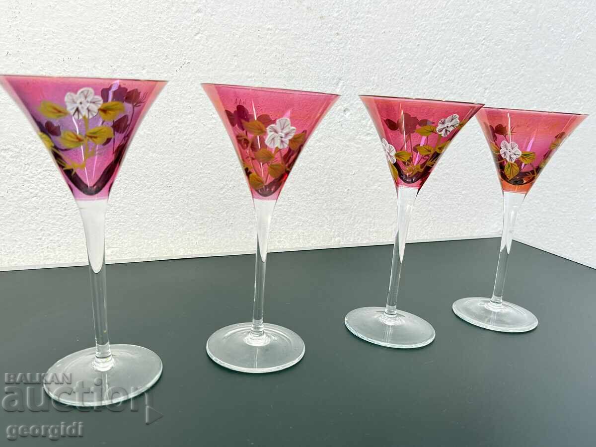 Аукцион Винтидж рисувани чаши за мартини. №8027