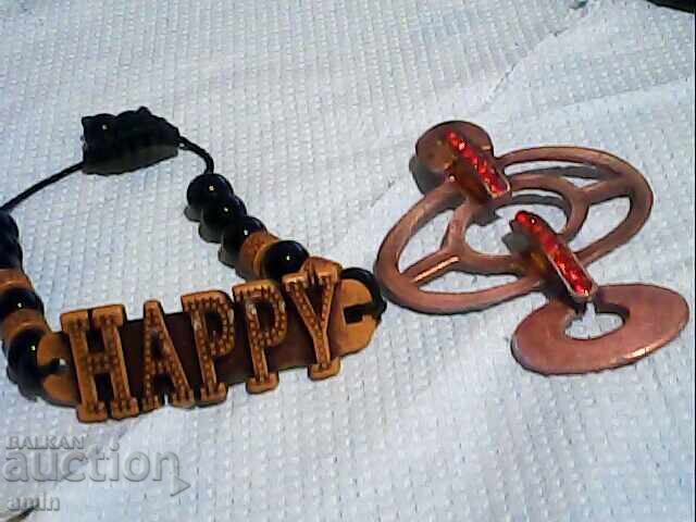 Frumos pandantiv vechi și brățară